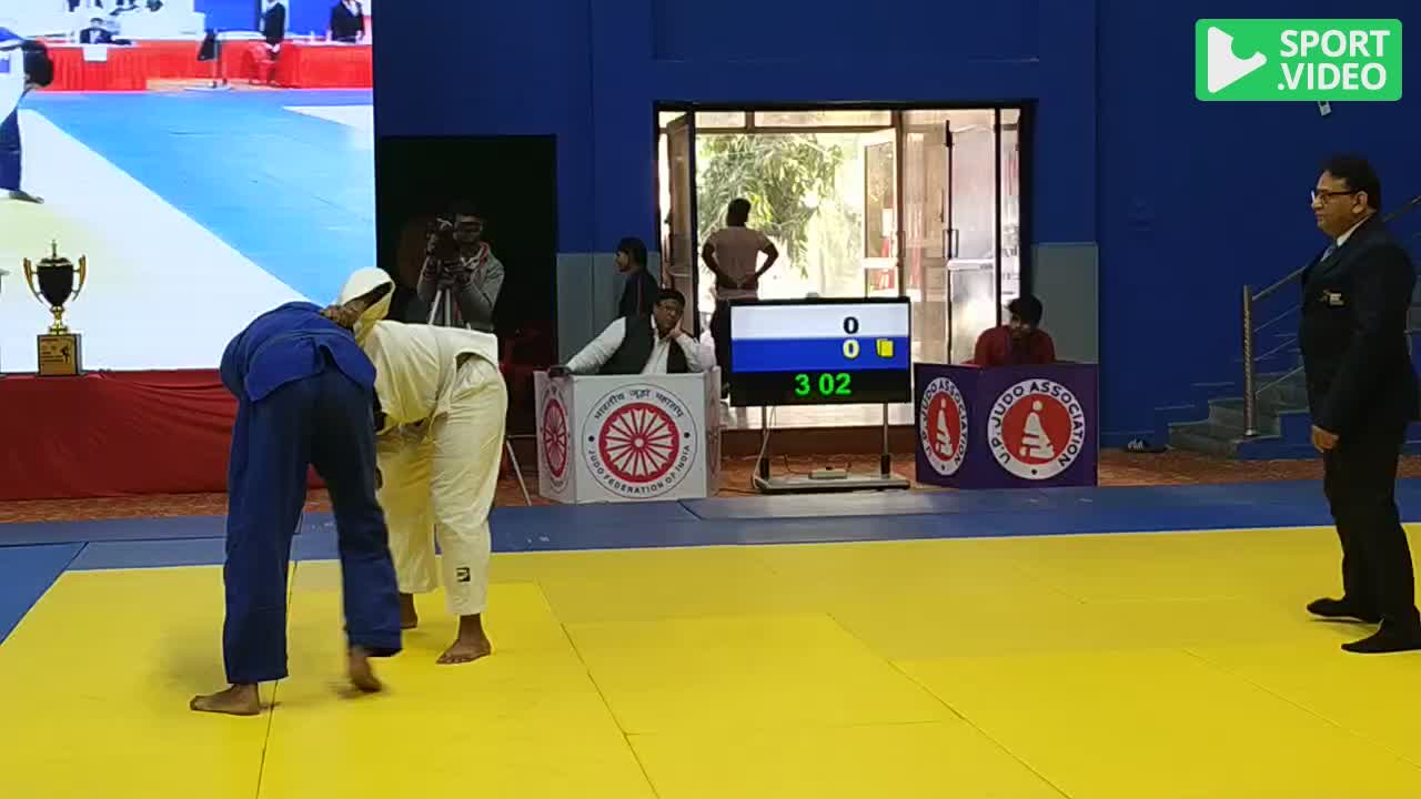 SANJAY SURESH KUMAR (HAR) - 100 kg Boys vs. ROHIT KOSTA (MP) - 100 kg Boys