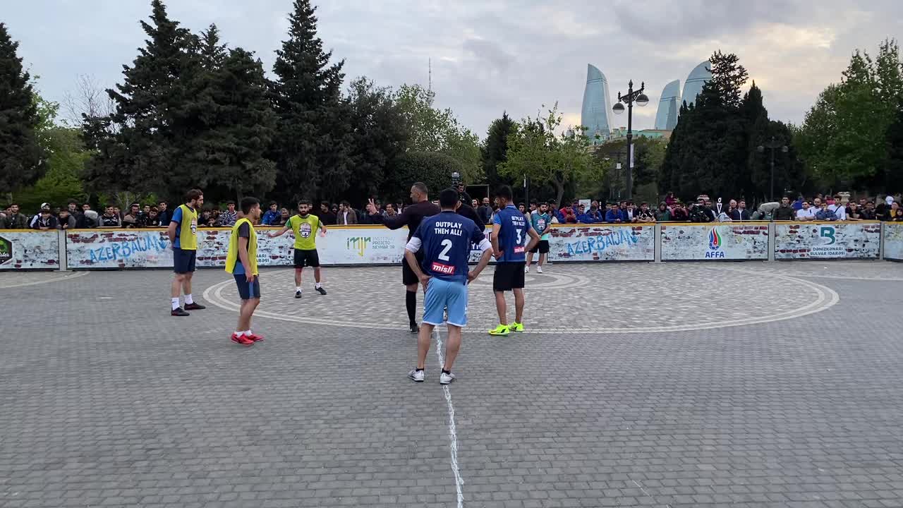 Meyidlər vs. Minionlar